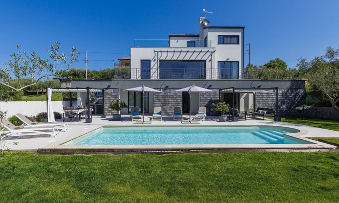 Buje House | Villa Sonja by Interhome