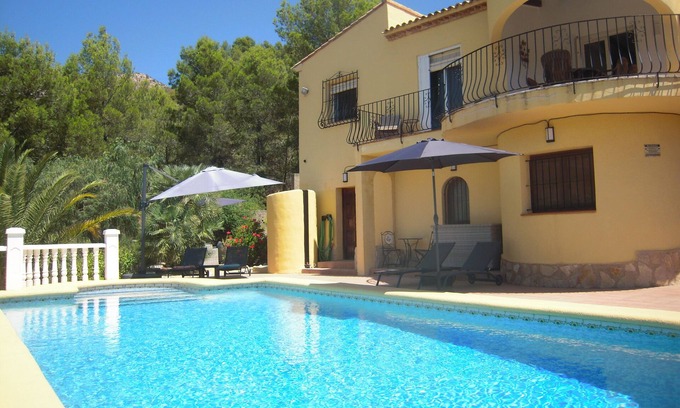 Jalon Villa | Villa Spain, Costa Blanca, Jalón, Casa Marrón