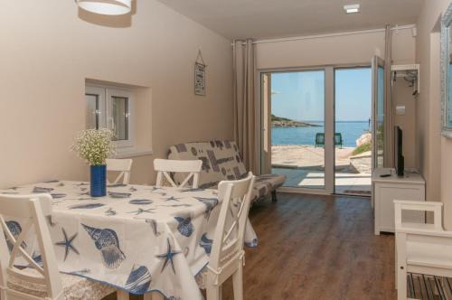 Cove Murtar Apartment | Villa Sv. Martin