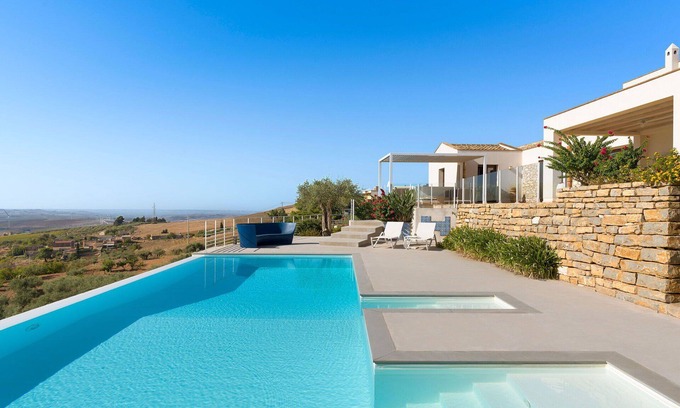 Buseto Palizzolo Villa | Villa Tangi - Luxury Holiday Villa with private swimming pool in North Sicily