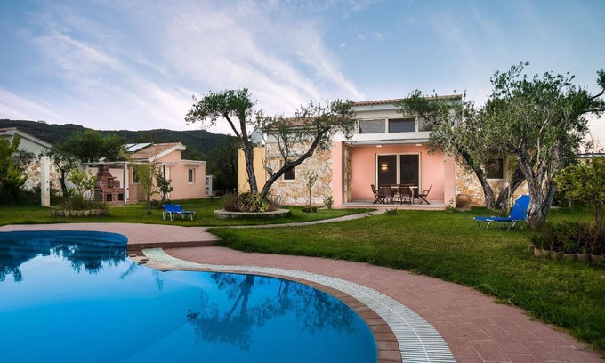 Messonghi House | Villa Thalassa with a swimming pool and garden