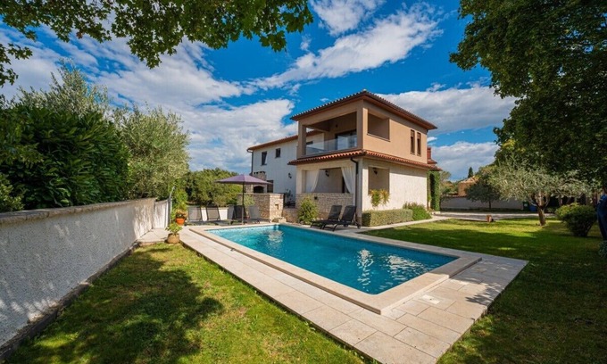 Pinezici Villa | Villa Tina * 1900 m2 garden, private pool, terrace with BBQ, WiFi