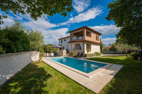 Pinezici Villa | Villa Tina in Pinezići (Haus für 10 Personen)