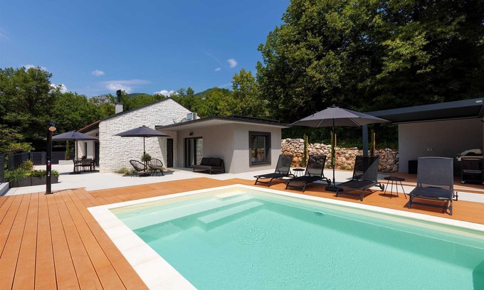 Grizane Villa | Villa Tizi by Aneo Travel