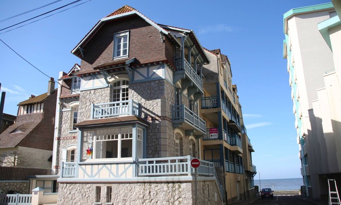 Le Touquet-Paris-Plage Villa | Villa Touquettoise, town center - 30 ft from the beach