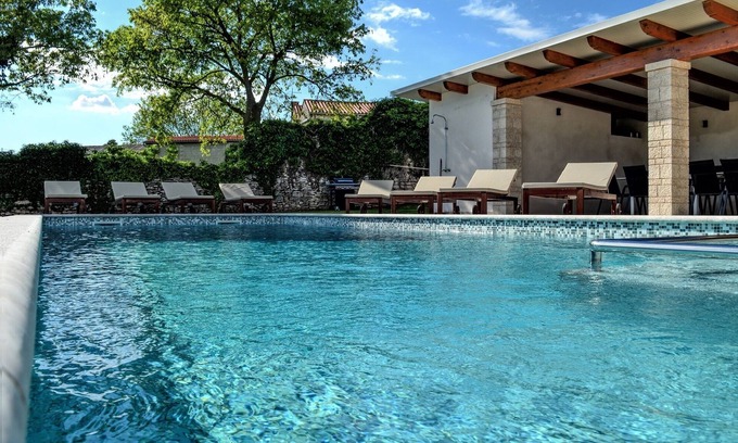 Glavani House | Villa Toneli for an active family vacation with salt pool