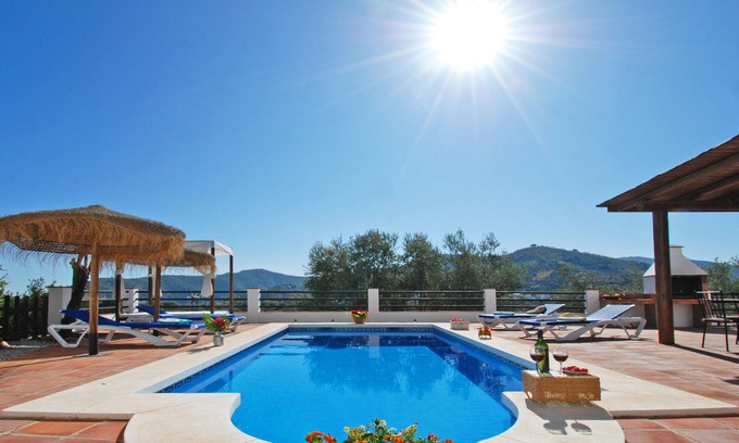 Comares Villa | Villa Torcal 1, 8 Pers, Heated pool,WIFI, BBQ, A/C, Petfriendly,magnific view