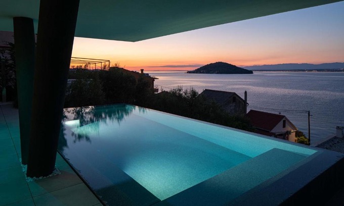 Municipality of Kali Villa | Villa Trinity