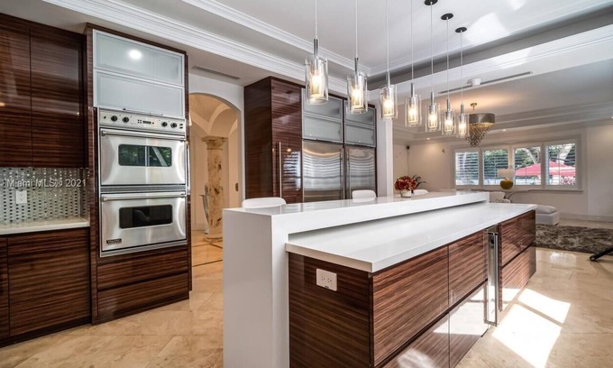 Coral Gables Villa | Villa Veloz Coral Gables (message for details)