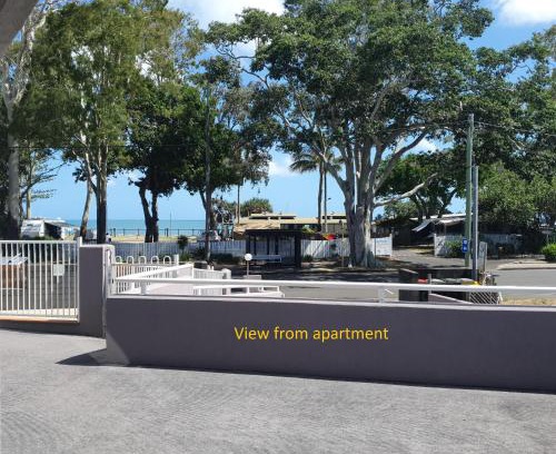 Torquay Apartment | Villa Venezia Apt 3 - Spacious Hervey Bay beachfront apartment