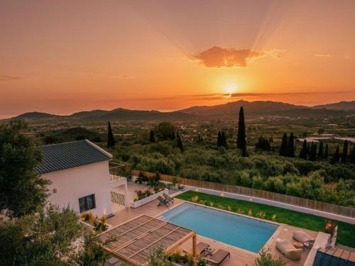Pigadhakia Villa | Villa Verde - Heated Pool with Stunning Views, by ZanteWize