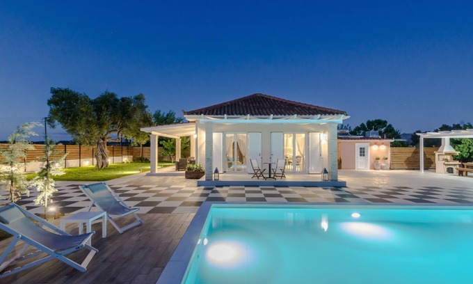 Gaitanion Villa | Villa Vineyard - 2-bedroom villa with private grounds, swimming pool and Jacuzzi.