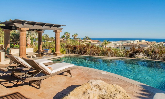 Buzzards Villa | Villa Vista al Mar: Ocean Views, Beach Club Access, Walk to beach. Promos Avail.