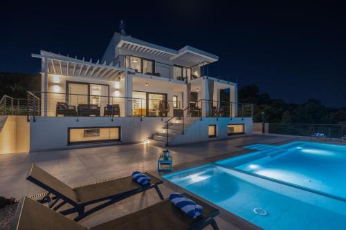 Smrika Villa | Villa Visum