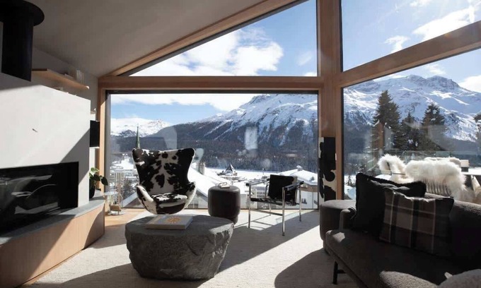 St. Moritz Villa | (Villa Volt) 4 Suites Pool Spa Gym