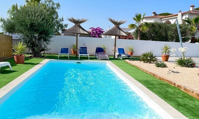 L'Escala House | Villa vue Exceptionnelle Résidentiel 900m de la Plage Wifi ,climatisation