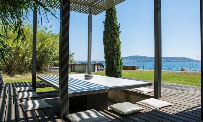 Balaruc-les-Bains Villa | Villa waterfront - views with direct access to the laguna of Sète