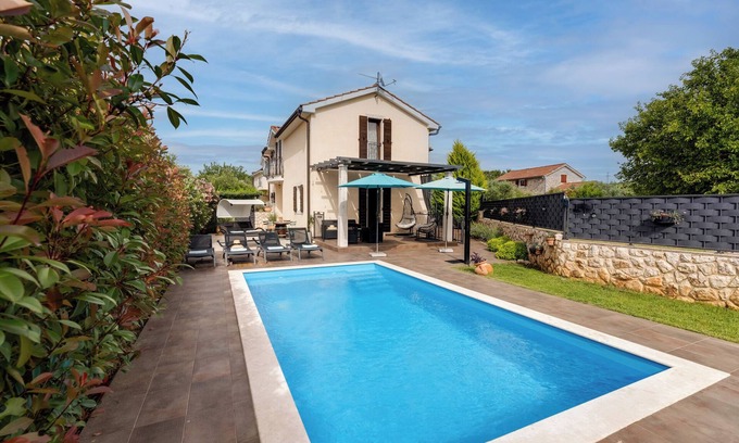 Sveti Ivan Dobrinjski Villa | Villa with pool, lots of privacy - TRAVELER Reisbeburo Krk - ID 2408