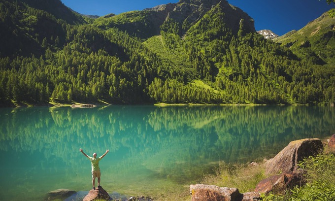 Cogolo Apartment | Villa with large garden in the Stelvio National Park