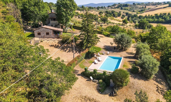 Lugnano in Teverina House | Villa with private pool 80 kms northern of Rome and 30 from Orvieto. 3 bedrooms