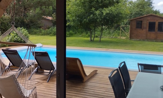 Parentis-en-Born Villa | Villa with pool in the heart of the forest