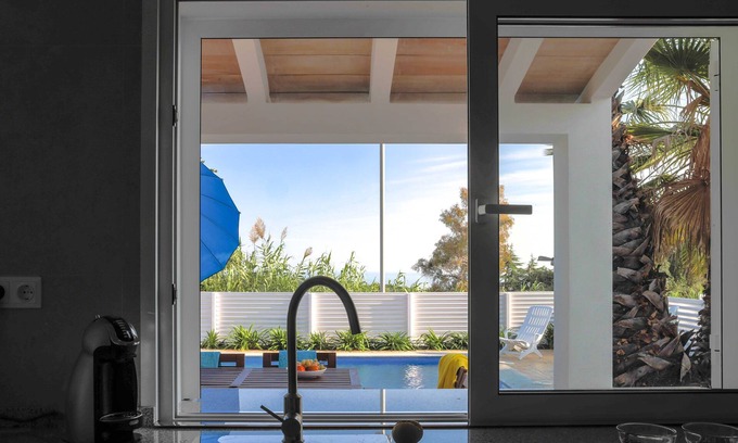 Lloret de Mar Villa | Villa with pool and sea view, ideal for 3 generations/2 families with friends
