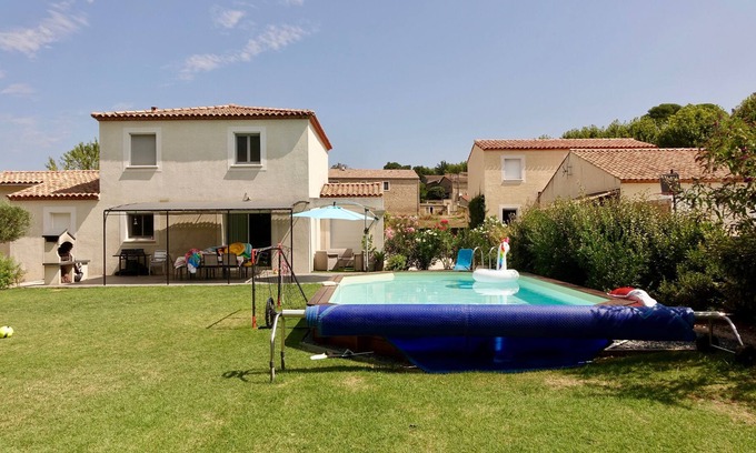 Popian Villa | VILLA WITH POOL AND TRAMPOLINE IN CHARMING VILLAGE VIGNERON