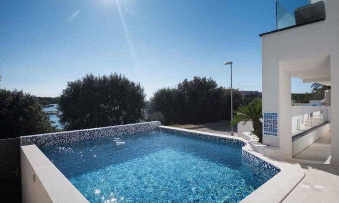 Pjescana Uvala Villa | Villa with pool and sea view