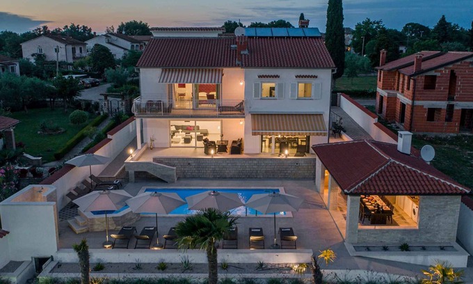 Buici Villa | Villa with pool, whirlpool and sauna