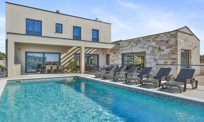 Loborika Villa | Villa with private pool near Pula