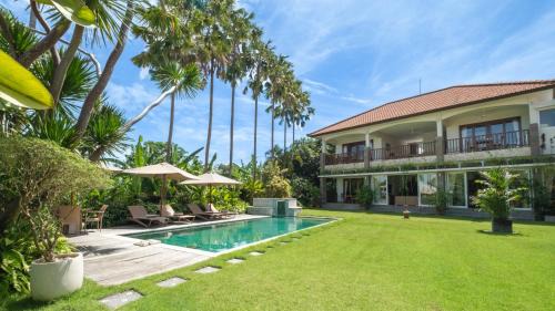 Pererenan Villa | Villa Yenian by Villa Finder
