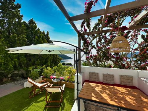 Poros Apartment | Villa Yolanda 1 - Luxury Studio ALEXANDER, sea view