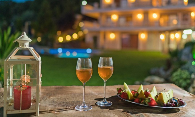 Kaloniktis House | Villa Zeus apts - Unique Surrounding