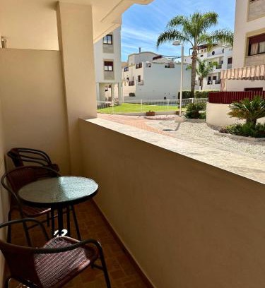 Rota Apartment | VillaCarreta piscina comunitaria y parking privado a 7 minutos de la playa a pie