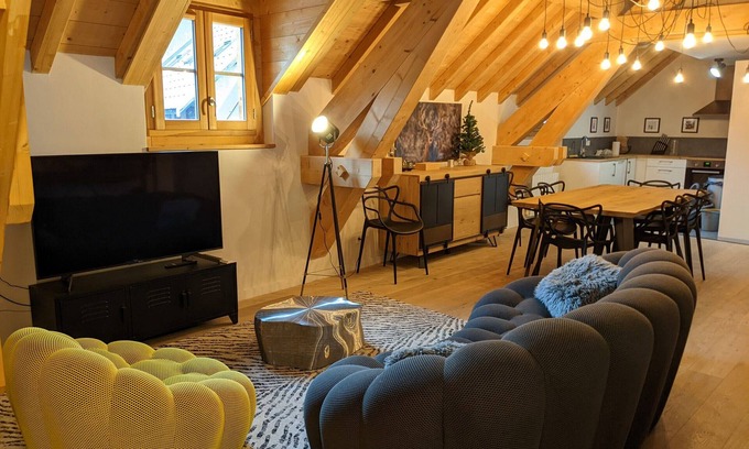 Monetier-les-Bains Apartment | Village Center · Renovated Apartment · Wifi Included