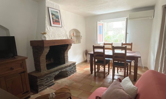 La Garde-Freinet House | Village house with terrace – Hillside view, in the Gulf of Saint-Tropez