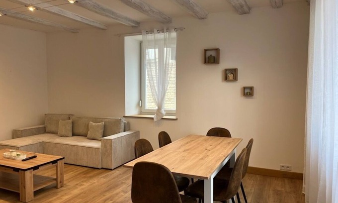 Leuglay House | Village house in the heart of the National Forest Park