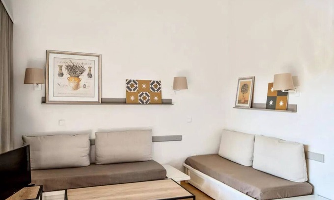 Pont Royal Apartment | Village Pont Royal in Provence - maeva Home - Selection 2 bedroom apartment (6 people)