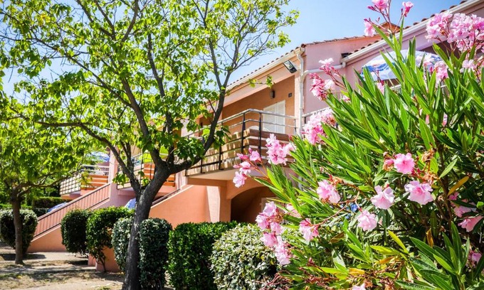 Le Lavandou Resort | Village Vacances Passion La Grande Bastide