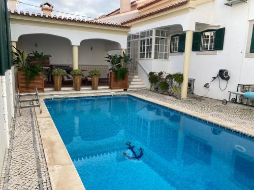 Vila Nogueira de Azeitao Villa | Villaricardo azeitao Moradia moderna para 9 guests