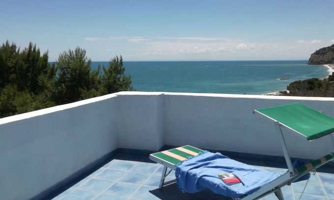 Mattinata House | Ville Agnuli - TURCHESE: a small paradise on the sea with spectacular views