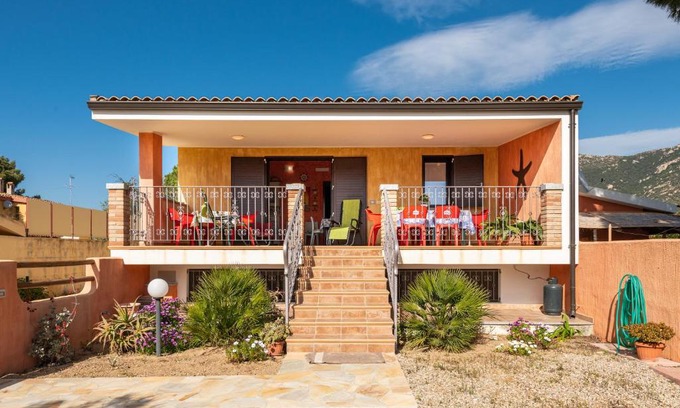Solanas House | Villetta Delfino