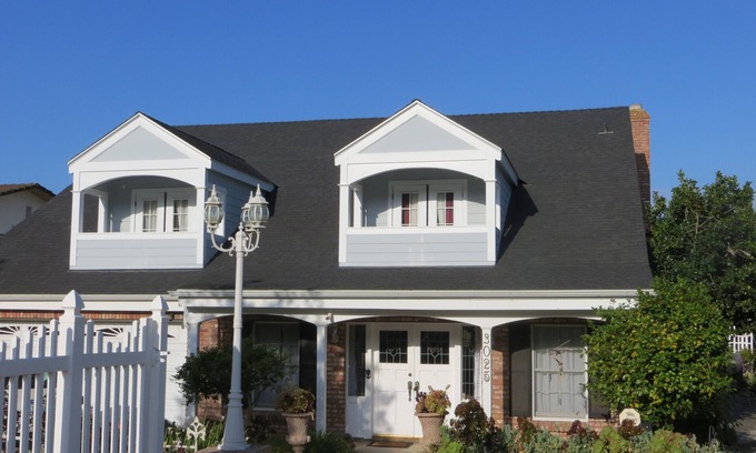 Fallbrook House | Vineyard View - Southern California with Cape Cod Comfort - Sleeps 10