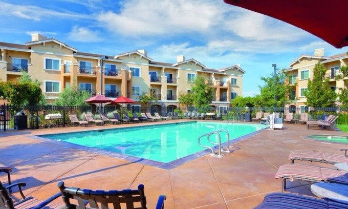 Napa Apartment | Vino Bello next to Meritage Resort "Taste of Napa". 2 Double Beds, Sleeps 4.