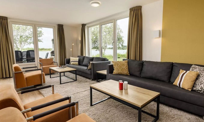 Municipality of Emmen House | VIP Cottage 12 People