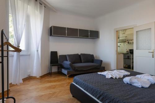 San Giovanni-Chiadino-Rozzol Apartment | Vista&Capriccio