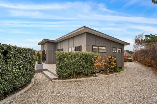 Lowburn House | Vista Haven - Bannockburn Holiday Home