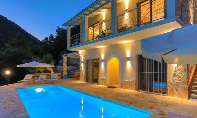 Agni Villa | Vista Mare Assinia in Kentroma