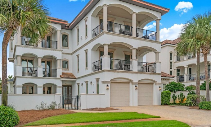 Avalon Beach Estates House | 🌊 Vista Maris | Gulf Views | Private Pool | Free Parasailing