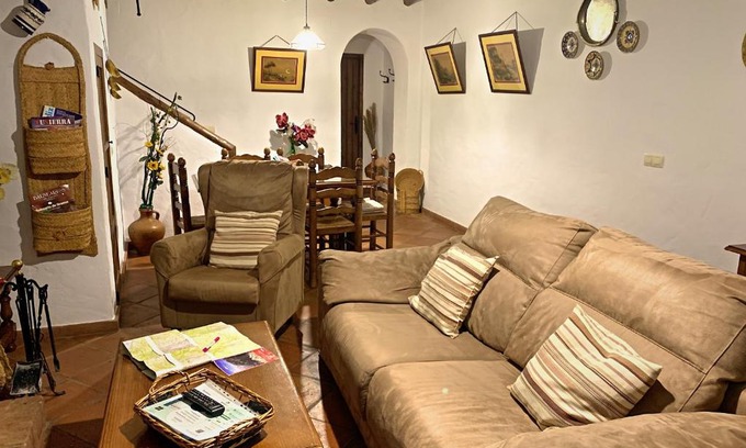 Zahara de la Sierra House | Vivelorural casa en pueblo de Zahara de la Sierra